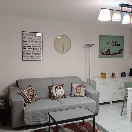 פלרמו Albergaira Holiday House - Casa Vacanze מראה חיצוני תמונה